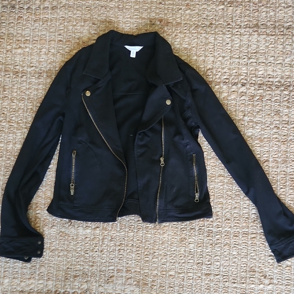 Time and Tru Black Jean Jacket with Fitted Silhouette - Picture 1 of 5